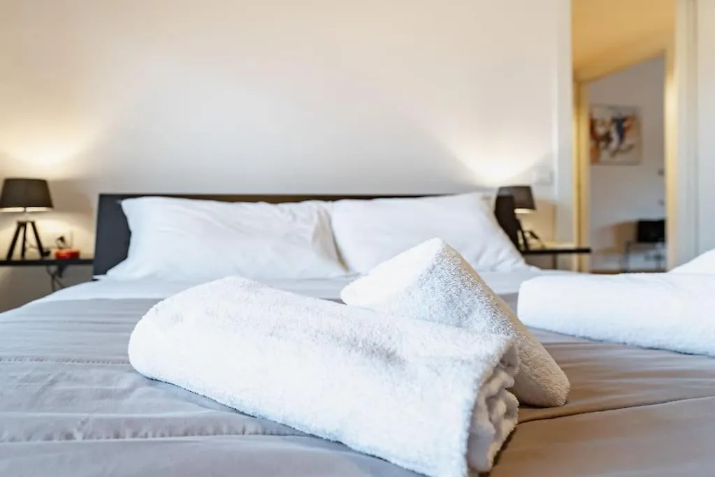 Broletto Park Apartment - Affitti Brevi Italia Lecco